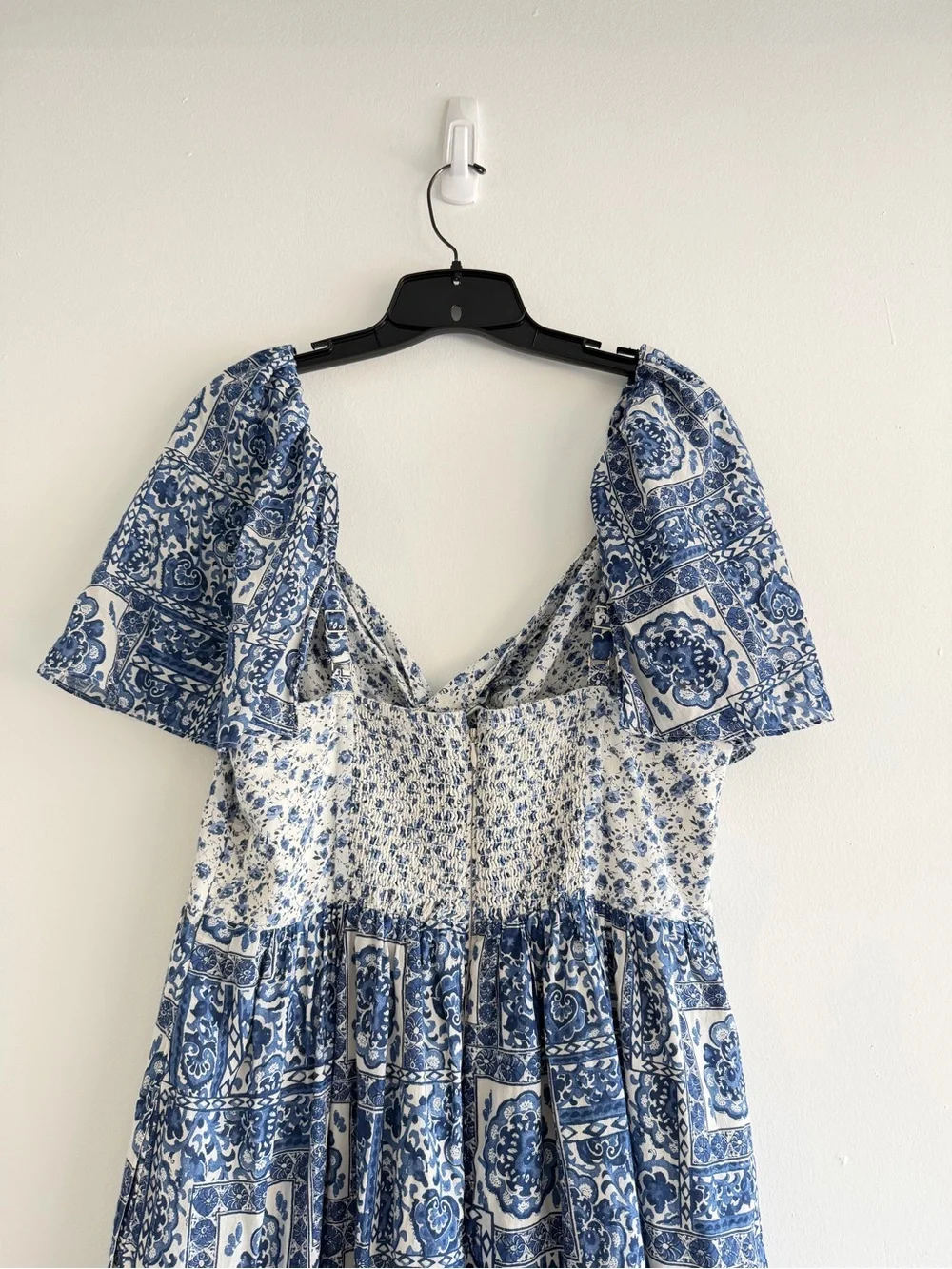 Abercrombie & Fitch White Blue Floral Twist-Front Tiered Maxi Dress 8815